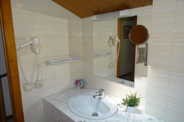 Aparthotel Sant Andreu (Arinsal )
